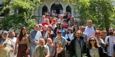 Büyükada "Azmanbüs" protestosu davasında aktivistler hakim karşısına çıktı
