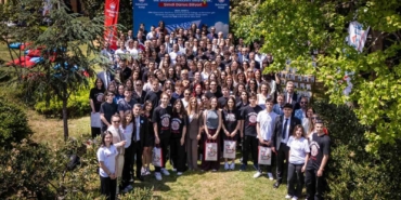 Bahçeşehir Kolejinin 296 öğrencisi, yurt dışından bin 136 kabul aldı