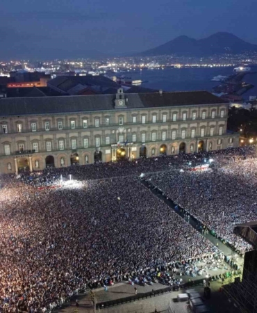 İtalya Serie A’da şampiyon Napoli