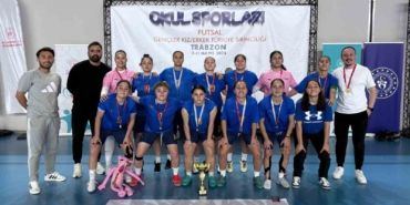 Asiye Ağaoğlu Anadolu Lisesi Kız Futsal Takımı, dünya kupası yolcusu