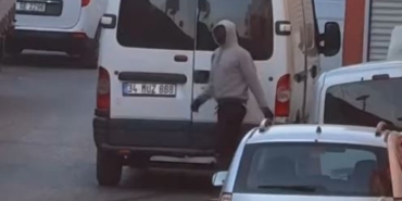 Küçükçekmece’de maskeli hırsızlar kamerada