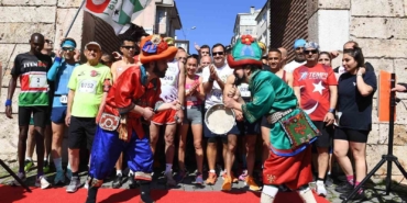 Bursa Emniyeti Tarihi Kent Koşusu için trafiğe kapatılacak yolları açıkladı