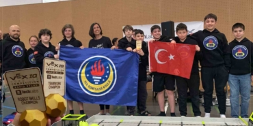 TEDRoboteam, Alpine Robo Games VEX Robotics Turnuvası’nın şampiyonu oldu