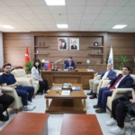 Rektör Sarıbıyık başarılı sporcuları tebrik etti