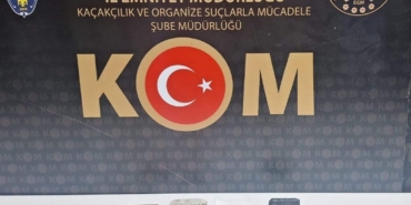 Ehliyet sınavında kopya düzeneği ile yakalandı: Görülmeyecek şekilde kulaklık yerleştirmiş