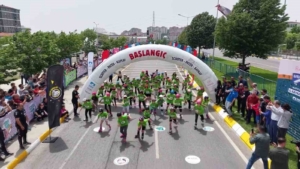 Pendik’te ‘6. Kaykay, Paten ve Scooter Yarışları’ nefes kesti