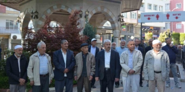 Hacı adayları dualarla kutsal topraklara uğurlandı