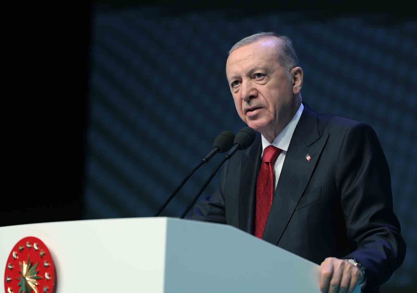 Cumhurbaşkanı Erdoğan’dan CHP lideri Özgür Özel’e: "Bunun adı ekonomik tetikçiliktir, jurnalciliktir, ispiyonculuktur"