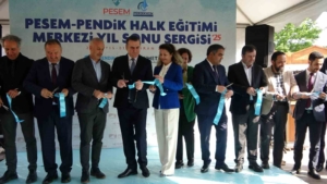 Pendik Halk Eğitim Merkezi’nden görkemli yıl sonu sergisi