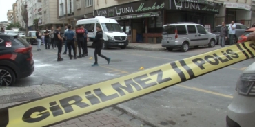 Küçükçekmece’de akli dengesi yerinde olmayan şahıs polise saldırınca ayağından vurularak gözaltına alındı