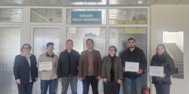 Burhaniye MYO’da başarılı öğrenciler ödüllendirildi