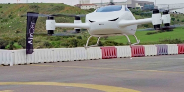 Türkiye’nin uçan otomobili havalandı: İnsanlı uçuşlar başladı