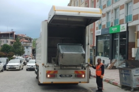 Söğüt’te çöp konteynerleri bayram öncesi titizlikle temizlendi