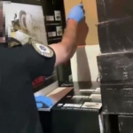 Züccaciye ürünlerinin arasında 35 bin paket kaçak sigara ele geçirildi
