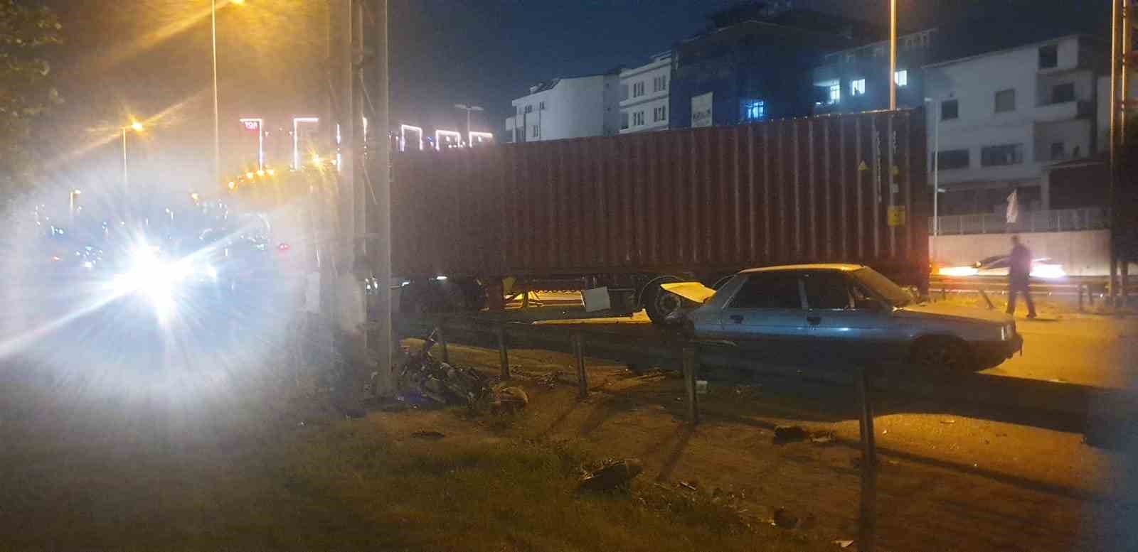 Beylikdüzü’nde kontrolden çıkan tır ortalığı birbirine kattı: 1 ölü, 2 yaralı