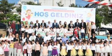 Çocuk kulüplerinde eğitim gören minikler hünerlerini sergiledi