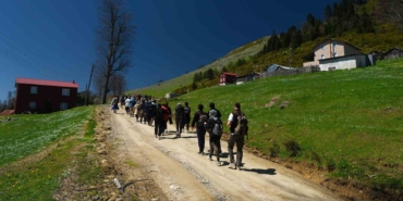 Doğa yürüyüşlerinde rota bu kez Dikmen Yaylası’ydı