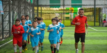 Esenyurt Belediyesi’nden geleceğin futbolcularına destek
