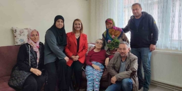 Başkan Tekin ilçedeki kadınlarla bir araya geldi