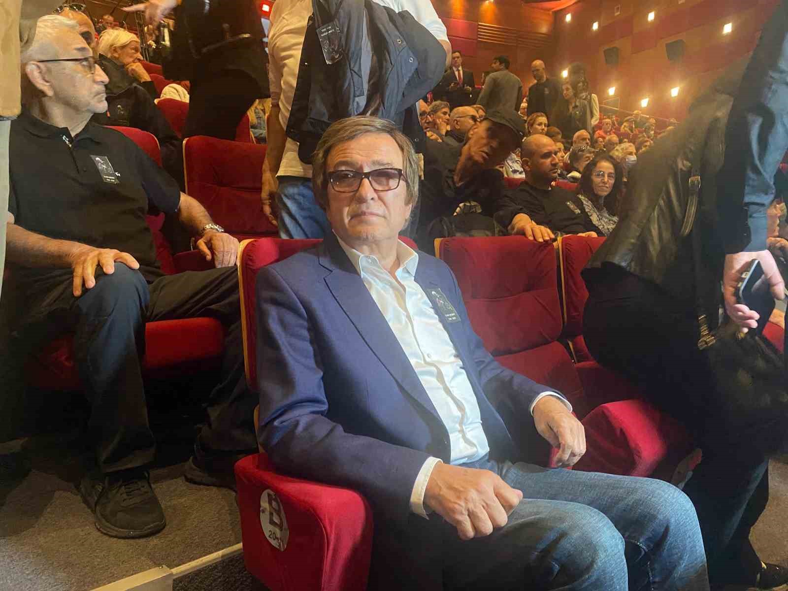 Usta sanatçı İlhan Şeşen’e veda töreni