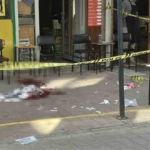 Husumetlisini sokak ortasında bıçakladı