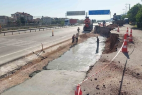 Kirazlıyalı’ya trafiği rahatlatacak durak cebi yapılıyor