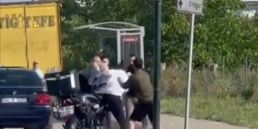 Anayol boks ringine döndü... Trafik durdu yumruklar havada uçuştu