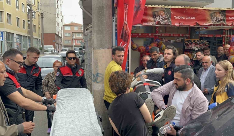 Sokak ortasında darp edildi