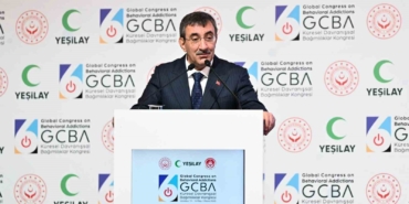 Cumhurbaşkanı Yardımcısı Cevdet Yılmaz, "Türkiye olarak bağımlılıkla mücadele sadece sağlıkta değil, eğitim, toplum ve dijital yaşam boyutları ile sürdürüyoruz"