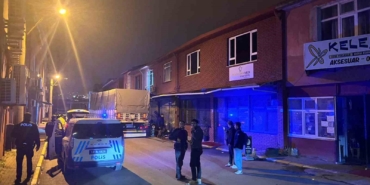 Ters yönden giden alkollü tır şoförü trafiği birbirine kattı