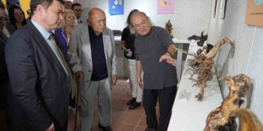 14 yıl boyunca dağdan topladığı eserlerle sergi açtı