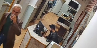 Özgür Özel’e saldıran faile belediye 8 bin liralık market kartı vermiş