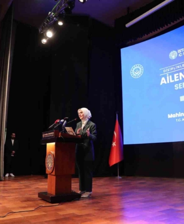 Aile ve Sosyal Hizmetler Bakanı Mahinur Özdemir Göktaş, nüfus artış hızına dikkat çekti