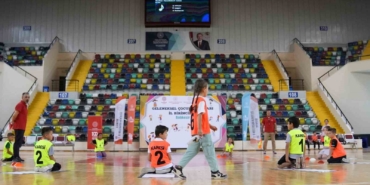 Balıkesir’de 48 bin 500 çocuk şenlikte buluştu