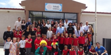 Balıkesir Üniversitesi öğrencilerinden köy okuluna anlamlı dokunuş
