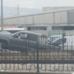 Bursa’da kontrolden çıkan araç durağa daldı