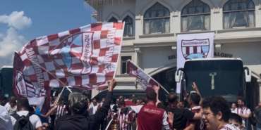 Bandırmaspor aşkı yollara taştı