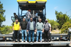 Ayvacık’ta sıcak asfalt çalışmaları başladı