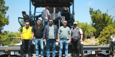 Ayvacık’ta sıcak asfalt çalışmaları başladı