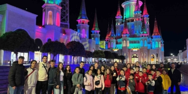 Manyaslı yıldız karateciler Antalya’dan madalyalarla döndü