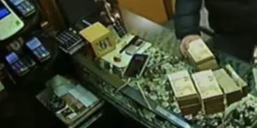 Yüksek kar vaadiyle 1 buçuk milyar lira dolandıran çeteye operasyon: 3’ü kadın 11 kişi yakalandı