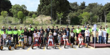 Minikler, trafik kurallarını uzmanlarından öğrendi