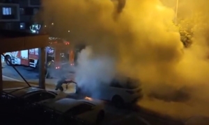 Silivri’de park halindeki araçta yangın paniği