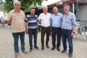 Burhaniye’de geleneksel Dutluca Hayrı yüzlerce insanı buluşturdu