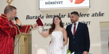 Evliliklerini unutulmaz kılmak isteyenler bugünü seçti