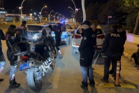 Edirne’de dur ihtarına uymayan ehliyetsiz sürücü polisi alarma geçirdi