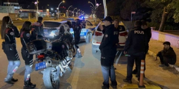 Edirne’de dur ihtarına uymayan ehliyetsiz sürücü polisi alarma geçirdi