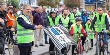 Pedallar daha güvenli bir trafik için dönecek