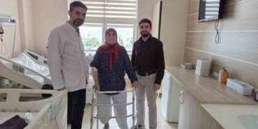 Geyve’de ilk kez kalça protezi ameliyatı yapıldı