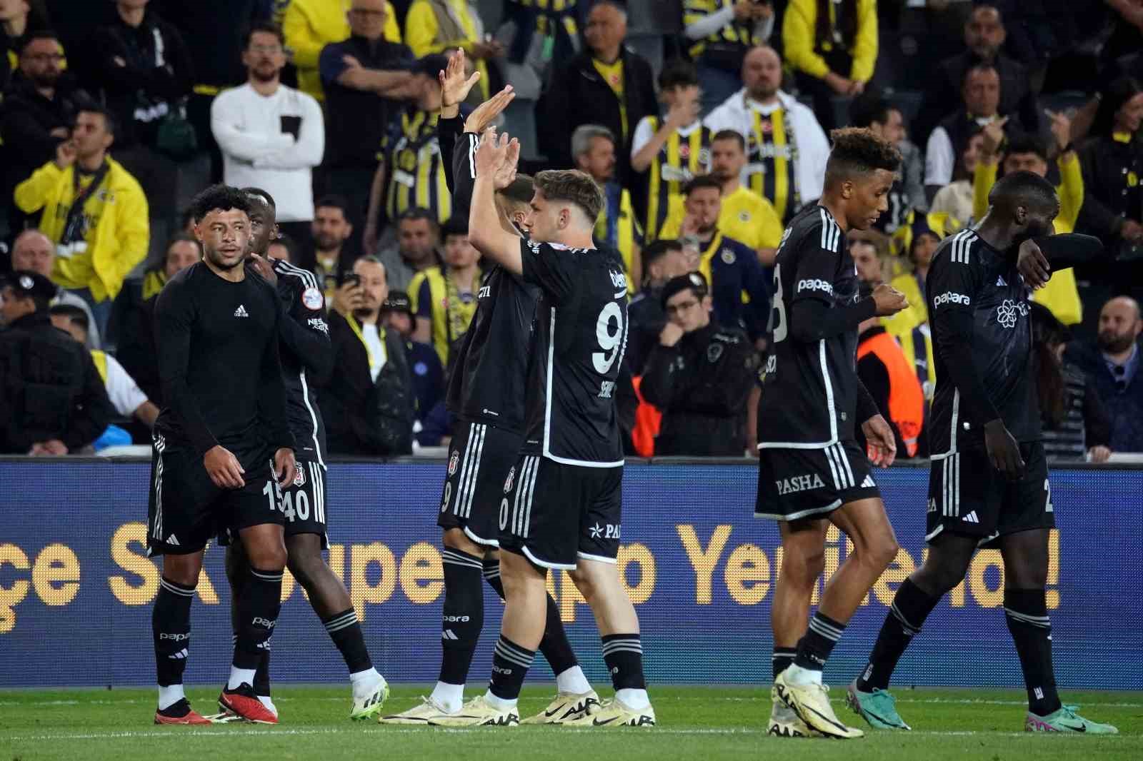 Beşiktaş, Fenerbahçe’ye karşı 20 yıllık hasreti sonlandırmak istiyor